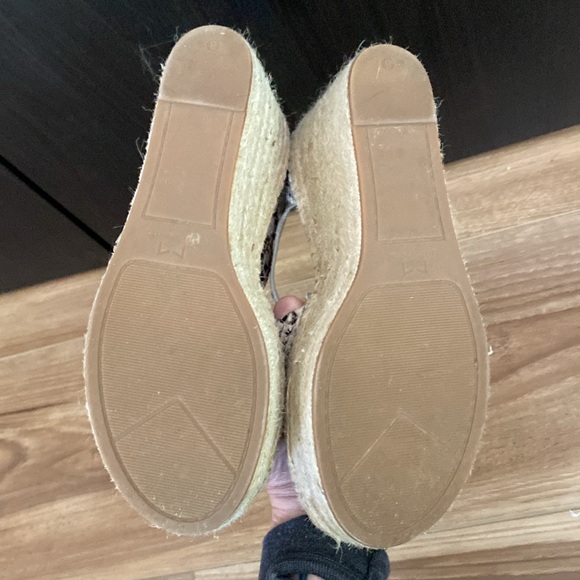 Marc Fisher Espadrilles 8 - Picture 5 of 10